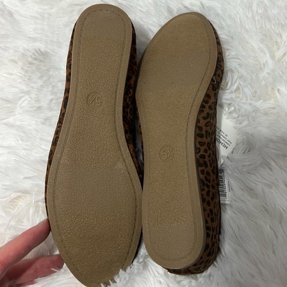 Leopard Print Ballet Flats 5 & 1/2 - Picture 4 of 5